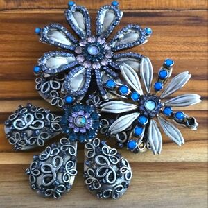 Vintage Floral Sorrelli Brooch